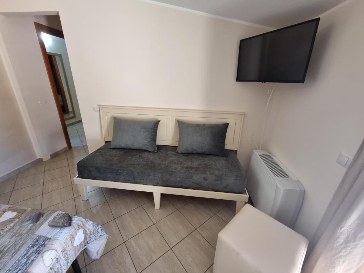 B&B E Casa Vacanza Al Castello Рочела Йоника Екстериор снимка