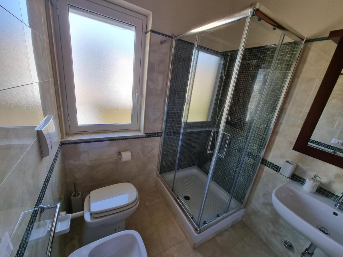 B&B E Casa Vacanza Al Castello Рочела Йоника Екстериор снимка